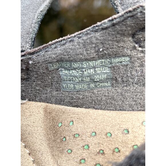 Earth Origin Tiffany Mary Jane Taupe Velcro Closure Comfort - Size 6  Pre-owned - Picture 6 of 8